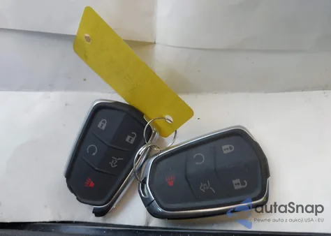 2017 Cadillac Xt5 Luxury from USA, damaged, VIN 1GYKNDRS1HZ243193